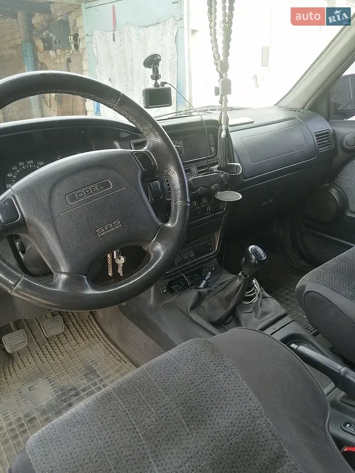 Opel Frontera 1997 photo 5