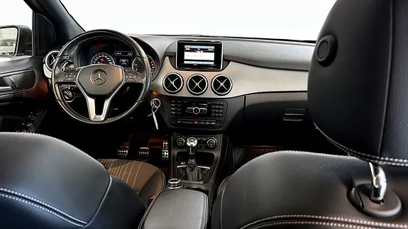 Mercedes-Benz B200 2014 photo 4