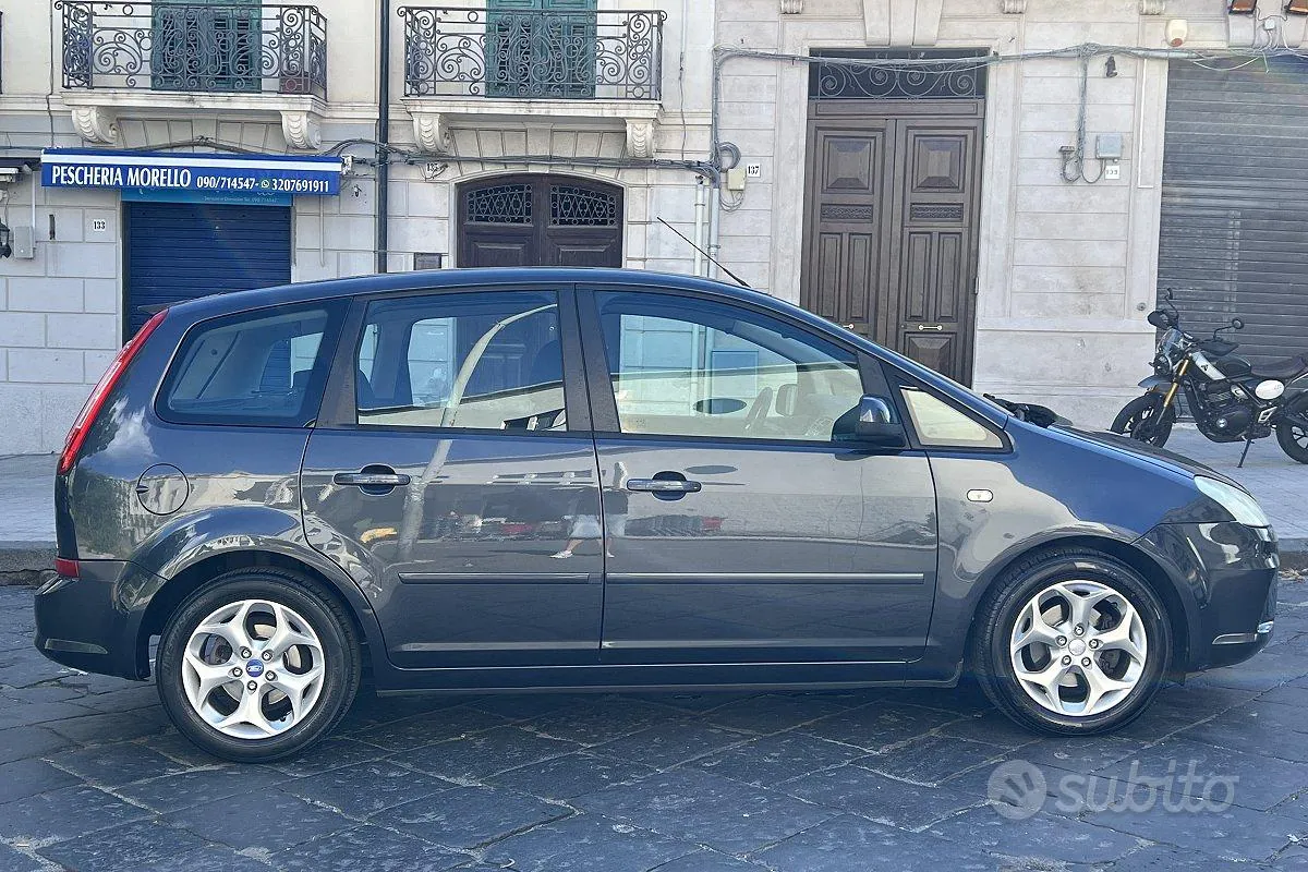 Ford C-Max 2010 photo 4