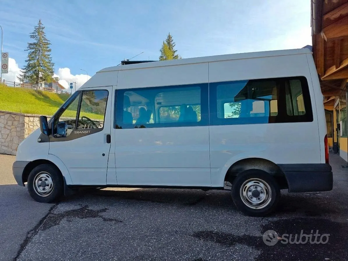 Ford Transit Tourneo 2008 photo 4