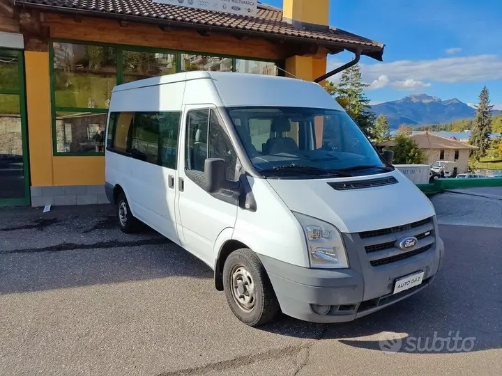 Ford Transit Tourneo