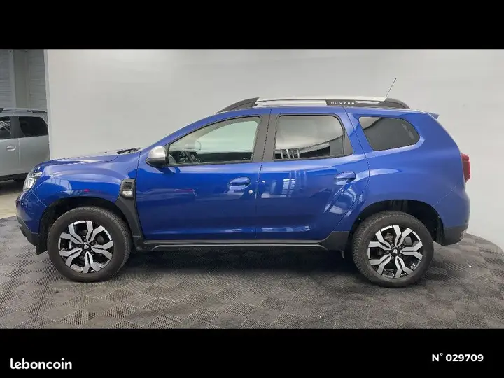 Dacia Duster 2022 photo 2