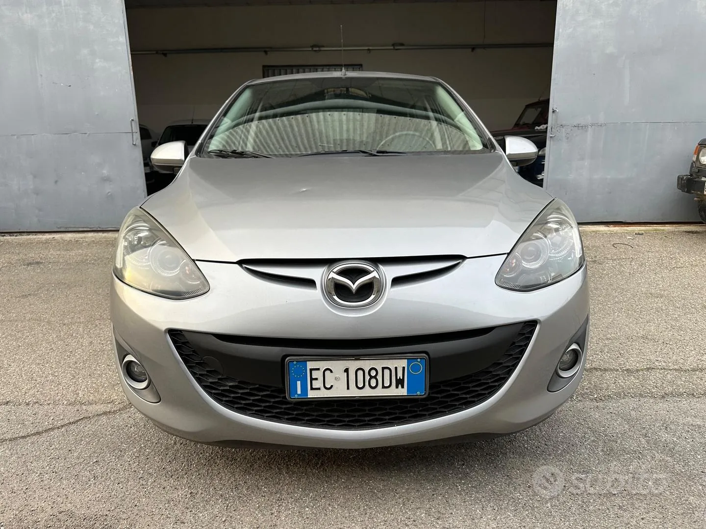 Mazda 2