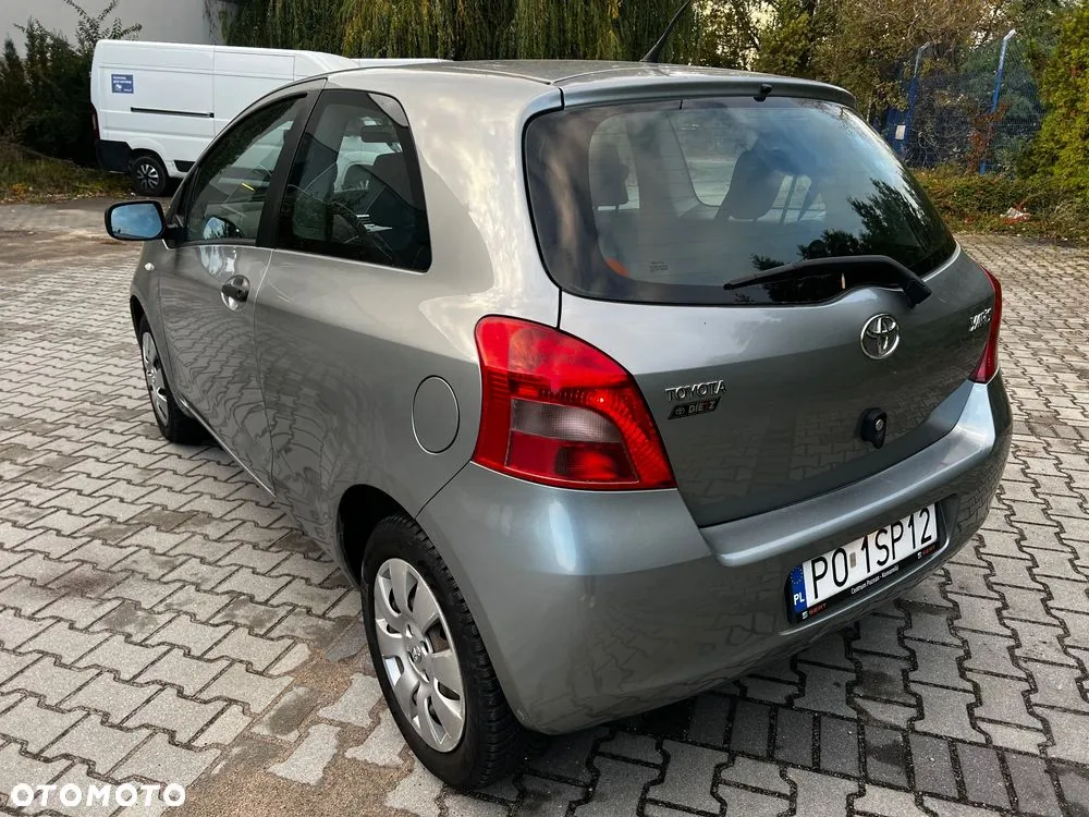 Toyota Yaris 2007 photo 3