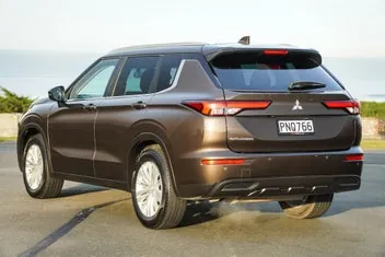 Mitsubishi Outlander 2022 photo 4