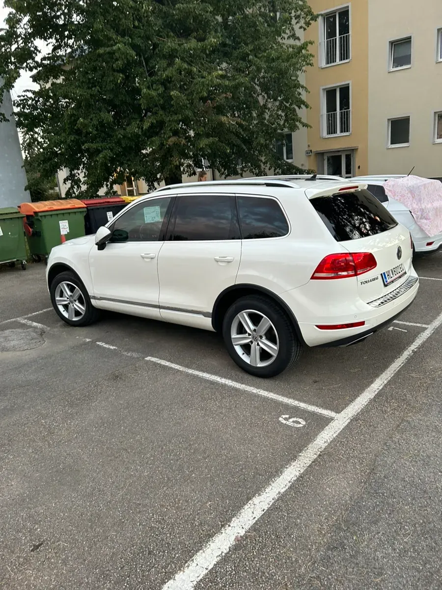 Volkswagen Touareg 2011 photo 3