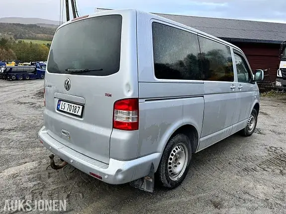 Volkswagen Caravelle 2009 photo 5