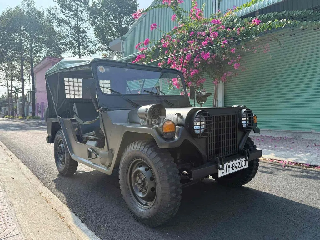 Jeep M151 1975 photo 2