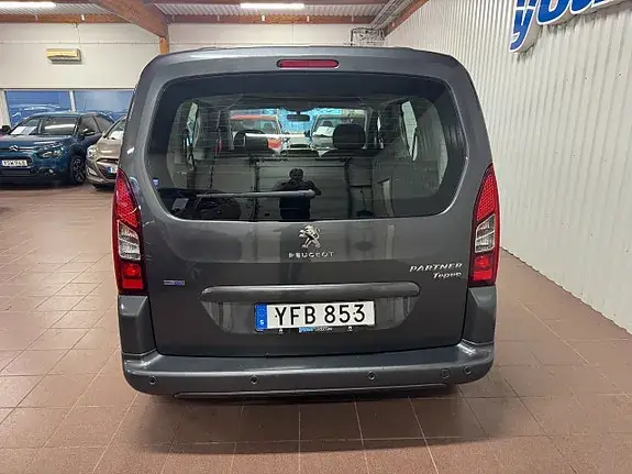 Peugeot Partner Tepee 2015 photo 4