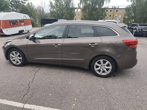 Kia Ceed 2014 photo 4