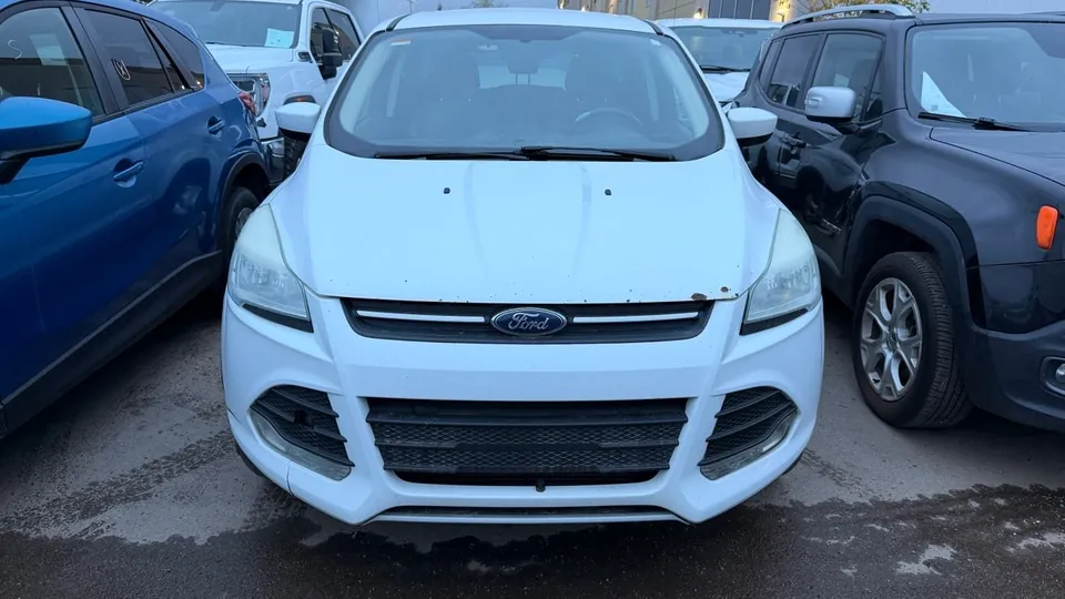 Ford Escape 2014 photo 2