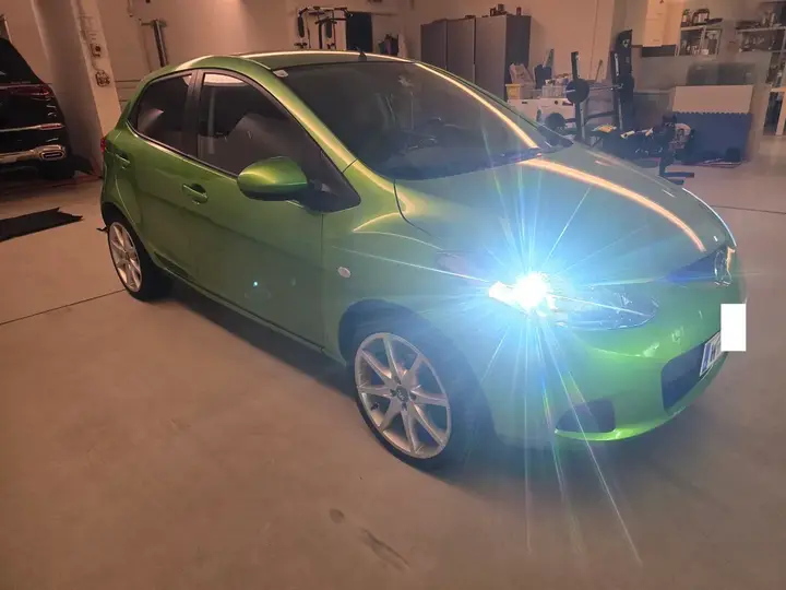 Mazda Mazda2 2007 photo 3