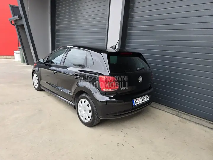 Volkswagen Polo 2011 photo 3