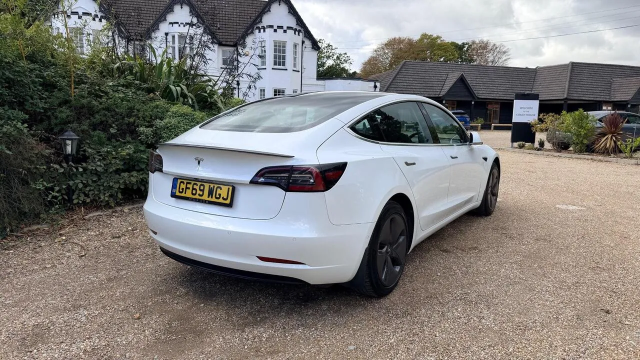 Tesla Model 3 2019 photo 4
