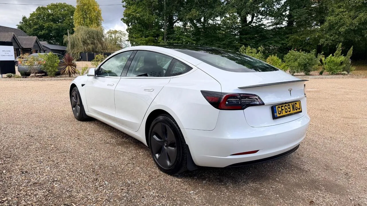 Tesla Model 3 2019 photo 3