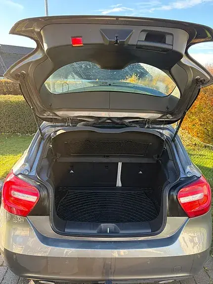 Mercedes-Benz A 180 2013 photo 4