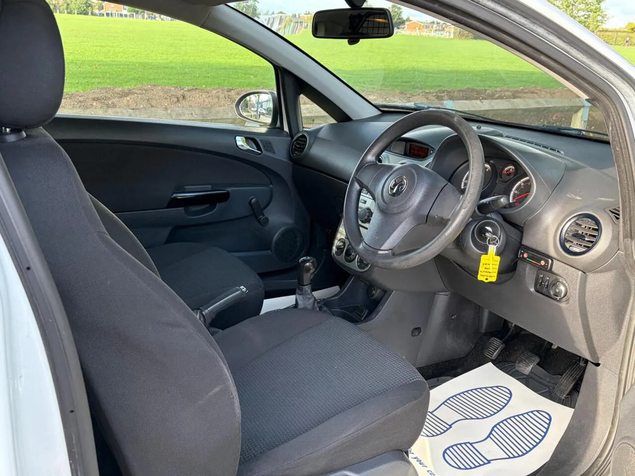 Vauxhall Corsa Van 2013 photo 5