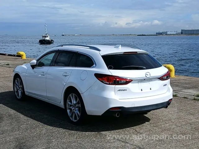 Mazda Atenza 2013 photo 3