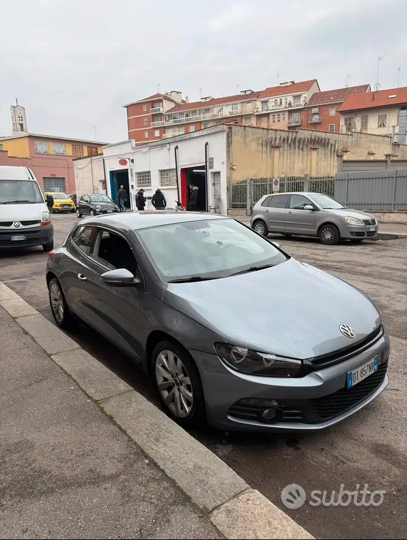 Volkswagen Scirocco 2009 photo 2