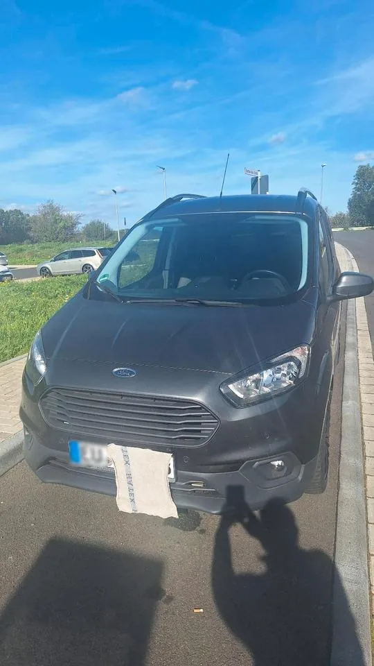 Ford Transit Courier