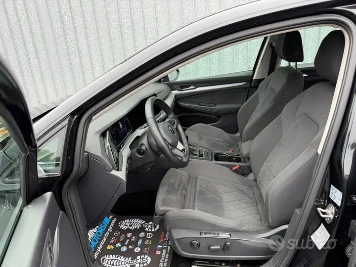 Volkswagen Golf 2022 photo 5