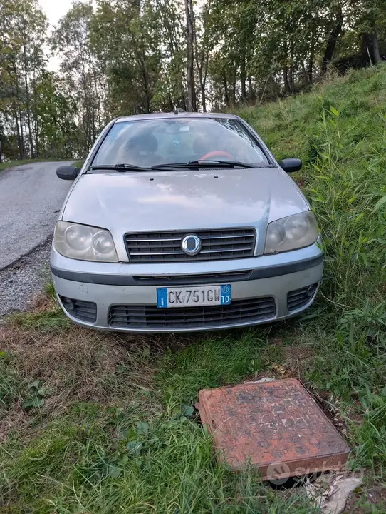 Fiat Punto 2003 photo 4