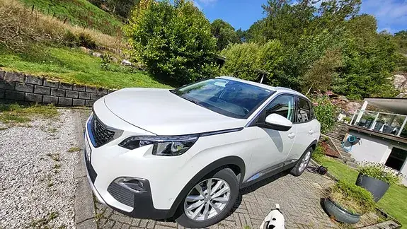 Peugeot 3008 2018 photo 2