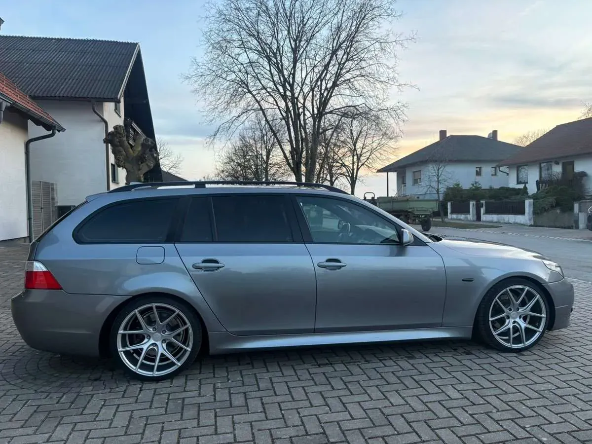 BMW 5 Series 2005 photo 3