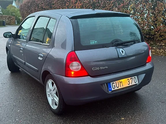 Renault Clio 2008 photo 4