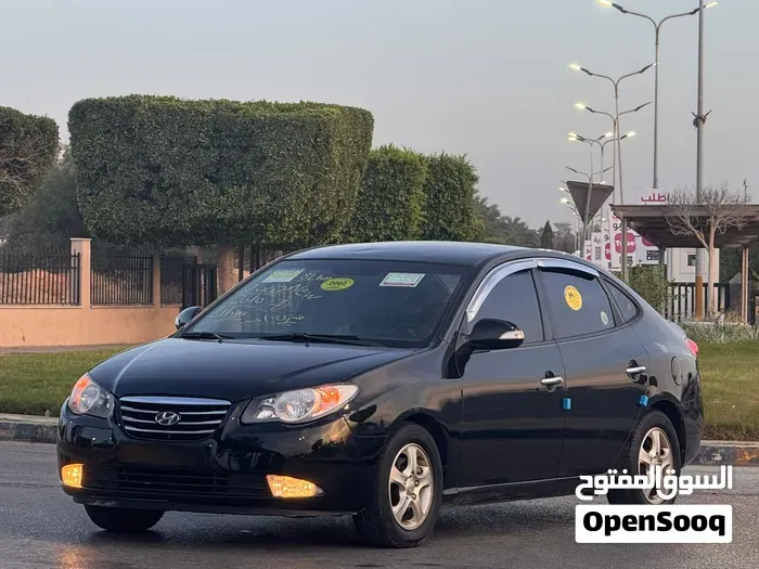 Hyundai Avante 2010 photo 2