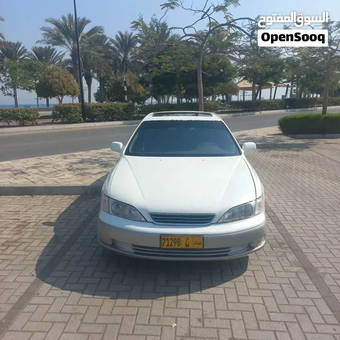 Lexus Es 300 1997 photo 2