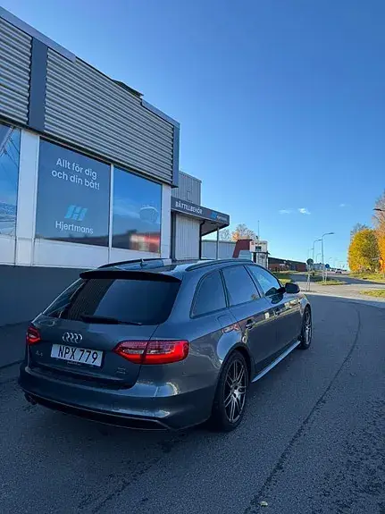 Audi A4 2015 photo 4