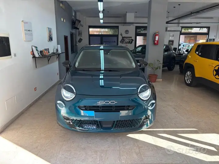 Fiat 600 2025 photo 2