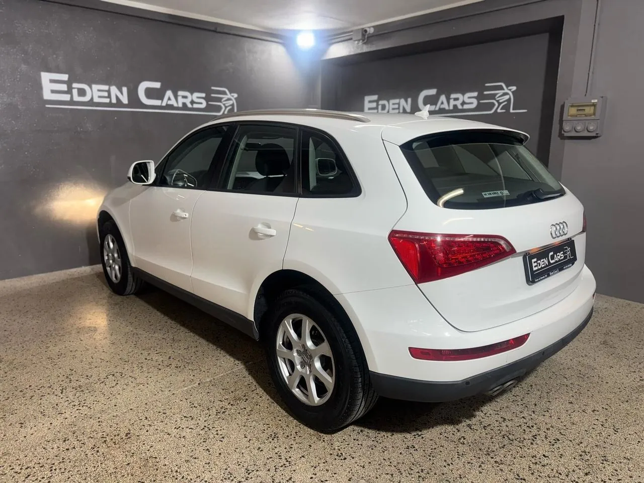 Audi Q5 2010 photo 4