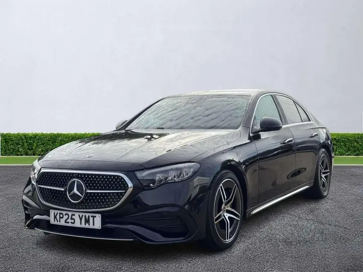 Mercedes-Benz E-Class 2025 photo 3