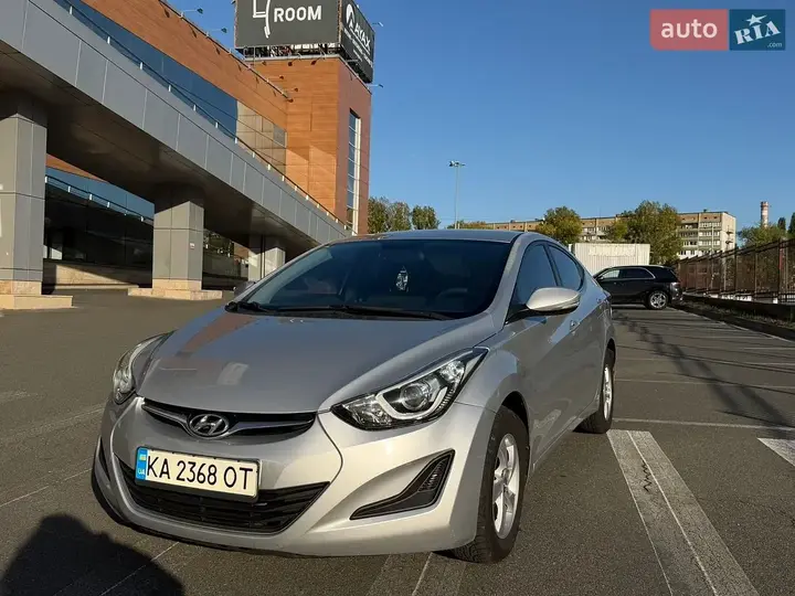Hyundai Elantra