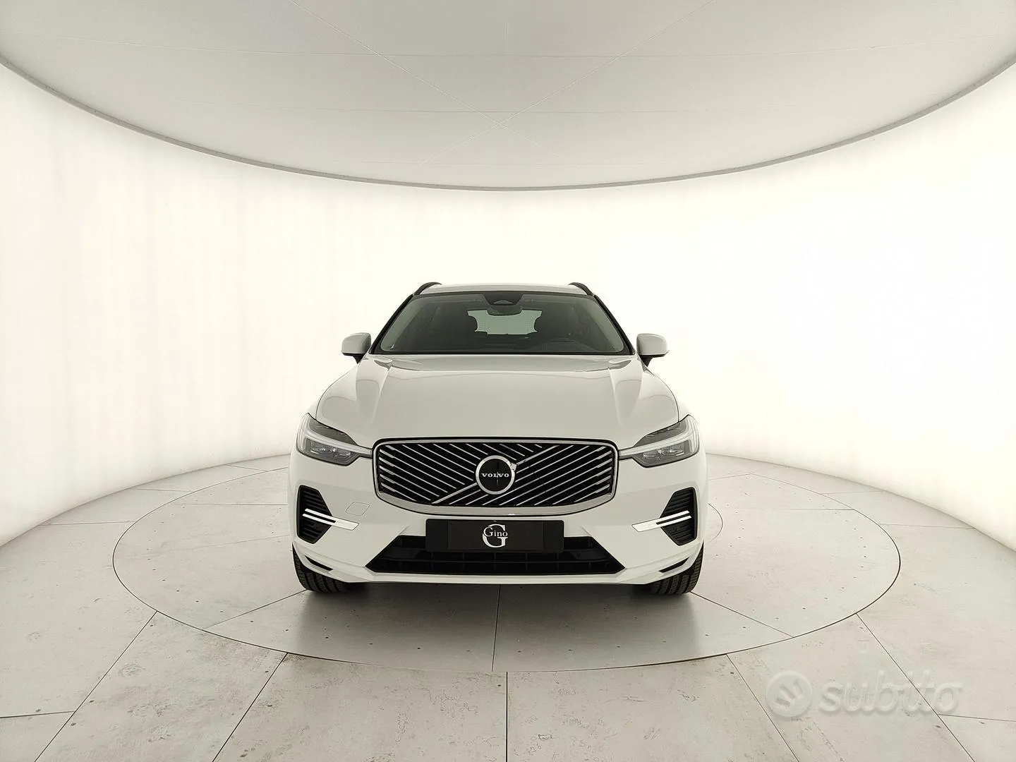 Volvo Xc60 photo 2