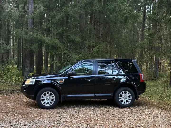 Land Rover Freelander 2008 photo 2