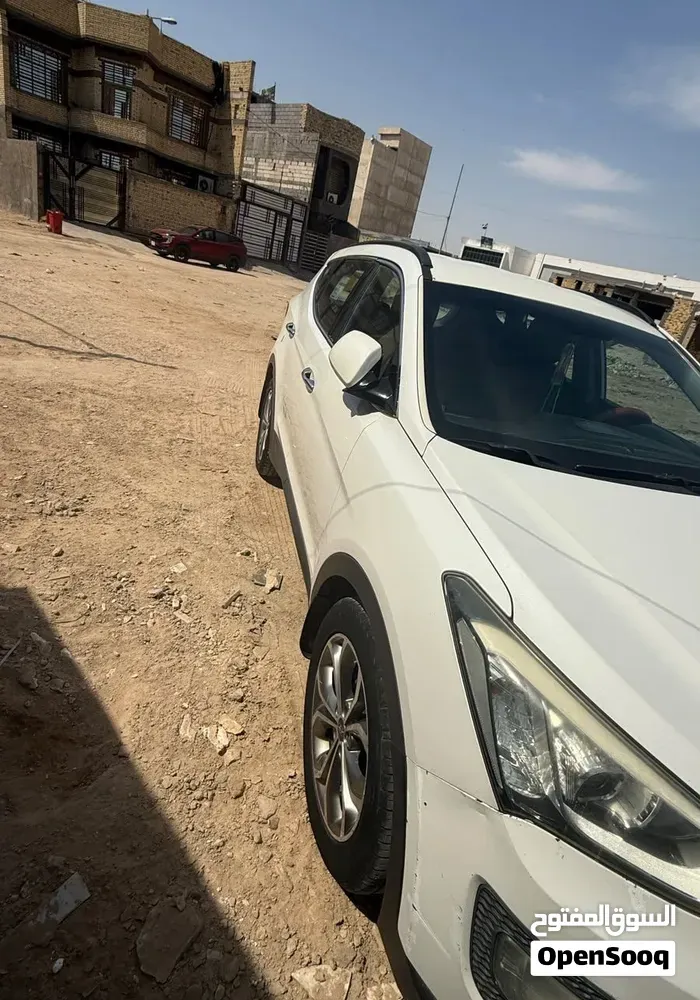 Hyundai Santa Fe 2015 photo 2