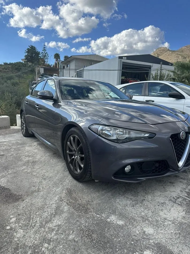 Alfa Romeo Giulia 2017 photo 3