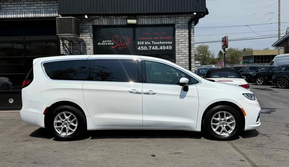 Chrysler Pacifica 2023 photo 5