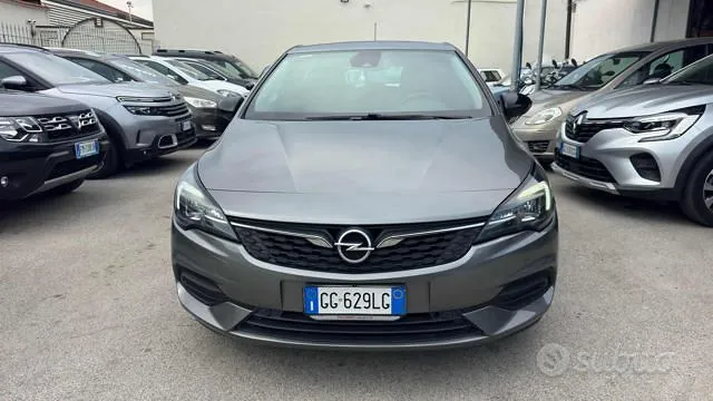 Opel Astra 2021 photo 2