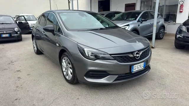 Opel Astra 2021 photo 3
