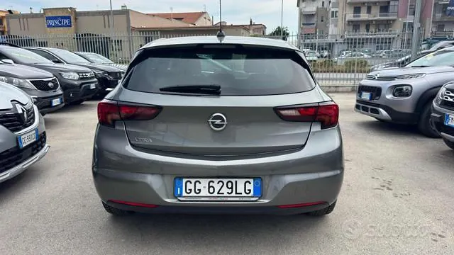 Opel Astra 2021 photo 5