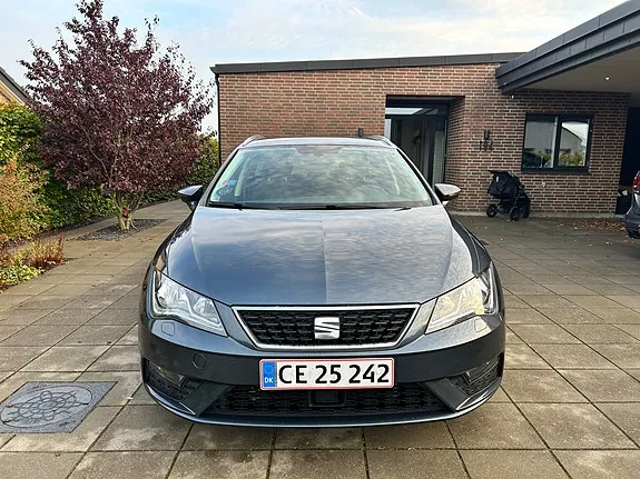 Seat Leon 2019 photo 2