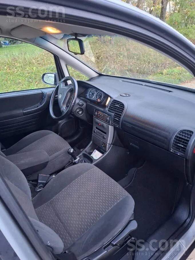 Opel Zafira 2004 photo 5