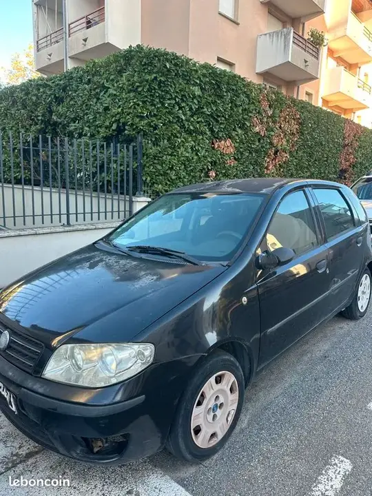 Fiat Punto 2006 photo 2