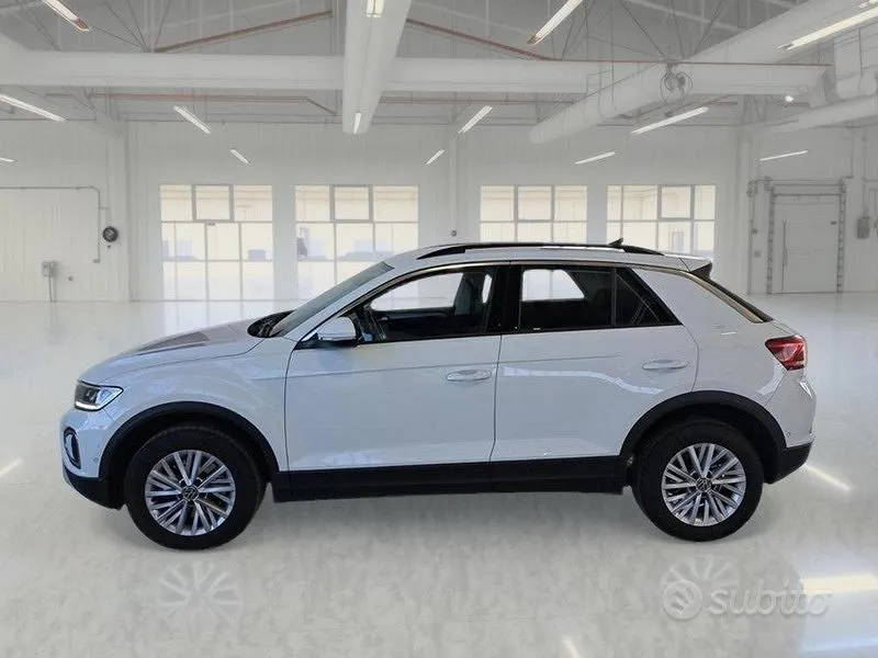 Volkswagen T-Roc 2024 photo 5