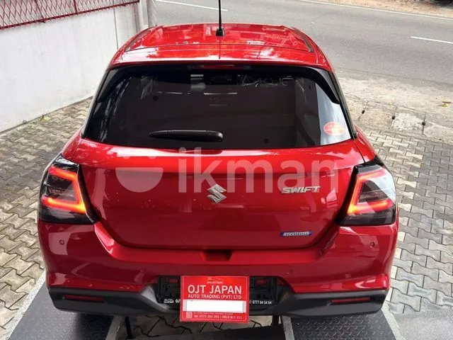 Suzuki Swift 2023 photo 2