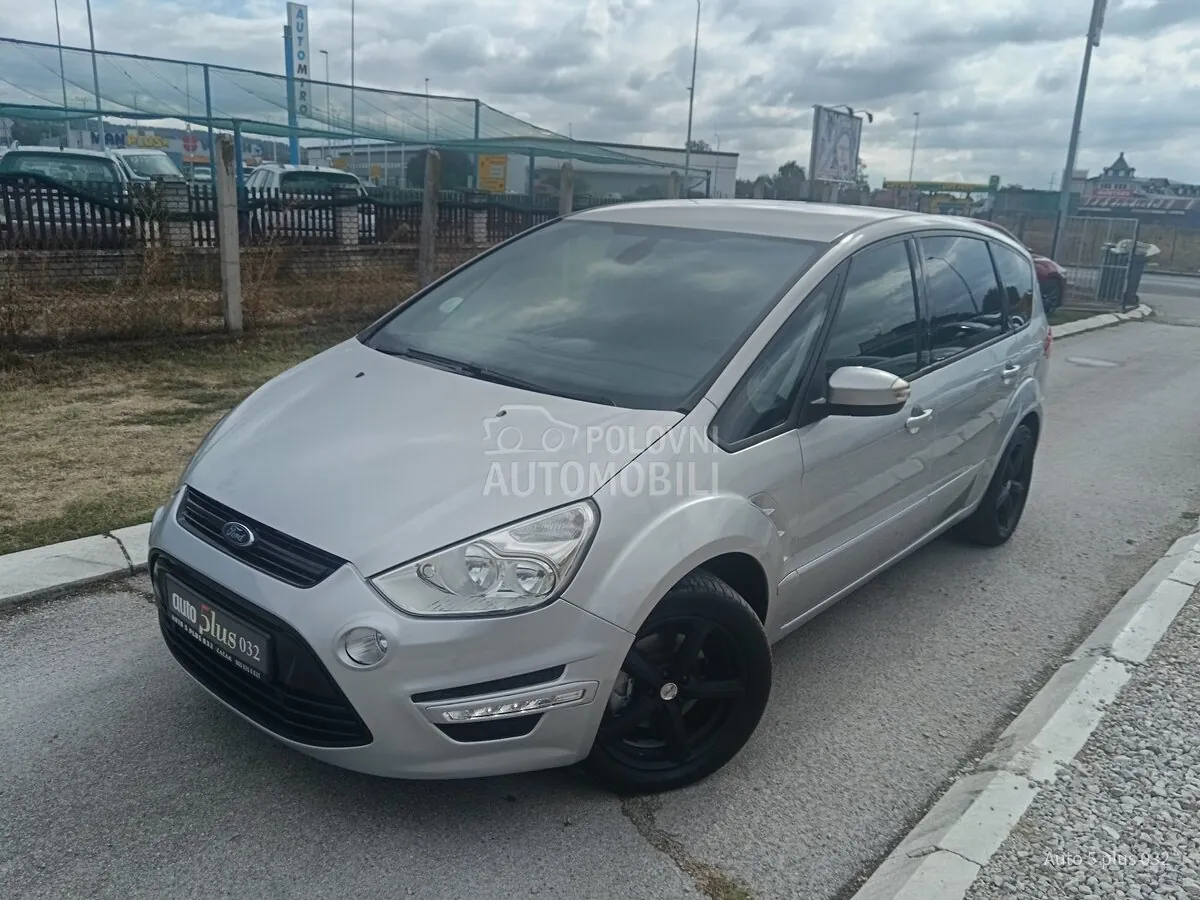 Ford S-Max 2013 photo 3